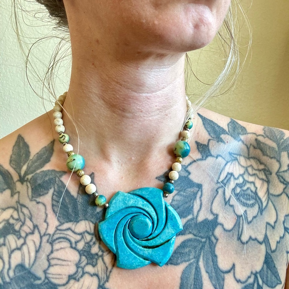 Vintage Flower Necklace